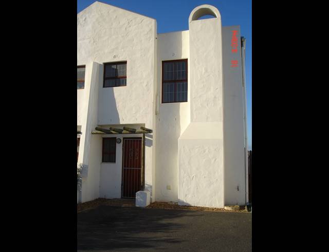 2 bed property to rent in MILNERTON RURAL
